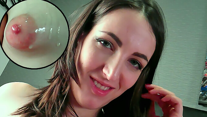 Nahrávání orálního potěšení Liz na můj smartphone v našem intimním setkání