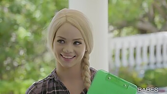 Η Elsa Jean Και Ο Mickey Mod Επιδίδονται Σε Λεσβιακό Σεξ