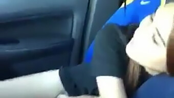 Filipino Woman Gets Fucked In A Vehicle