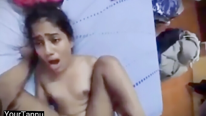 Pakistani couple's naughty hotel room encounter with hidden camera captured in hardcore MMS